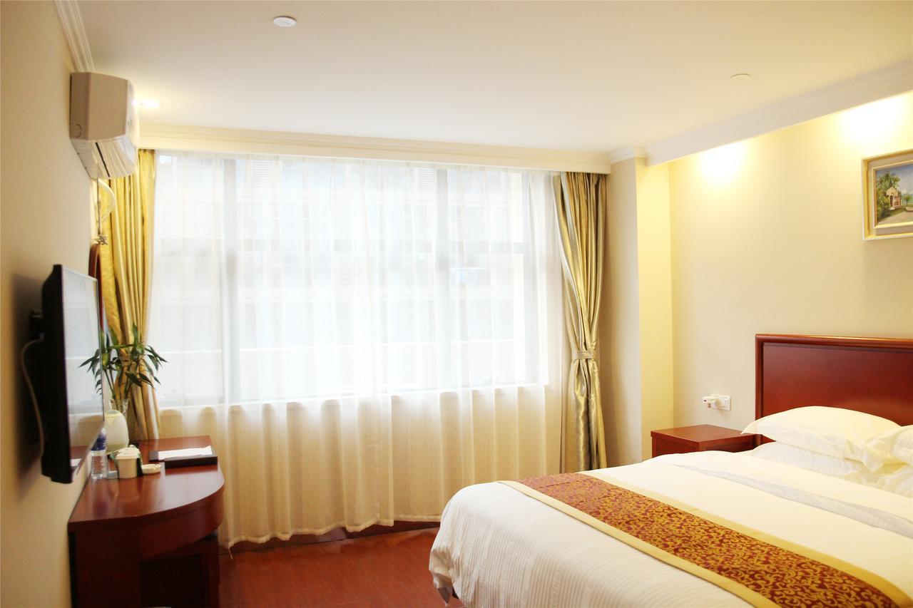 Greentree Inn Jiangsu Wuxi Jiangyin Zhouzhuang Shiji Avenue Business Hotel Exterior photo