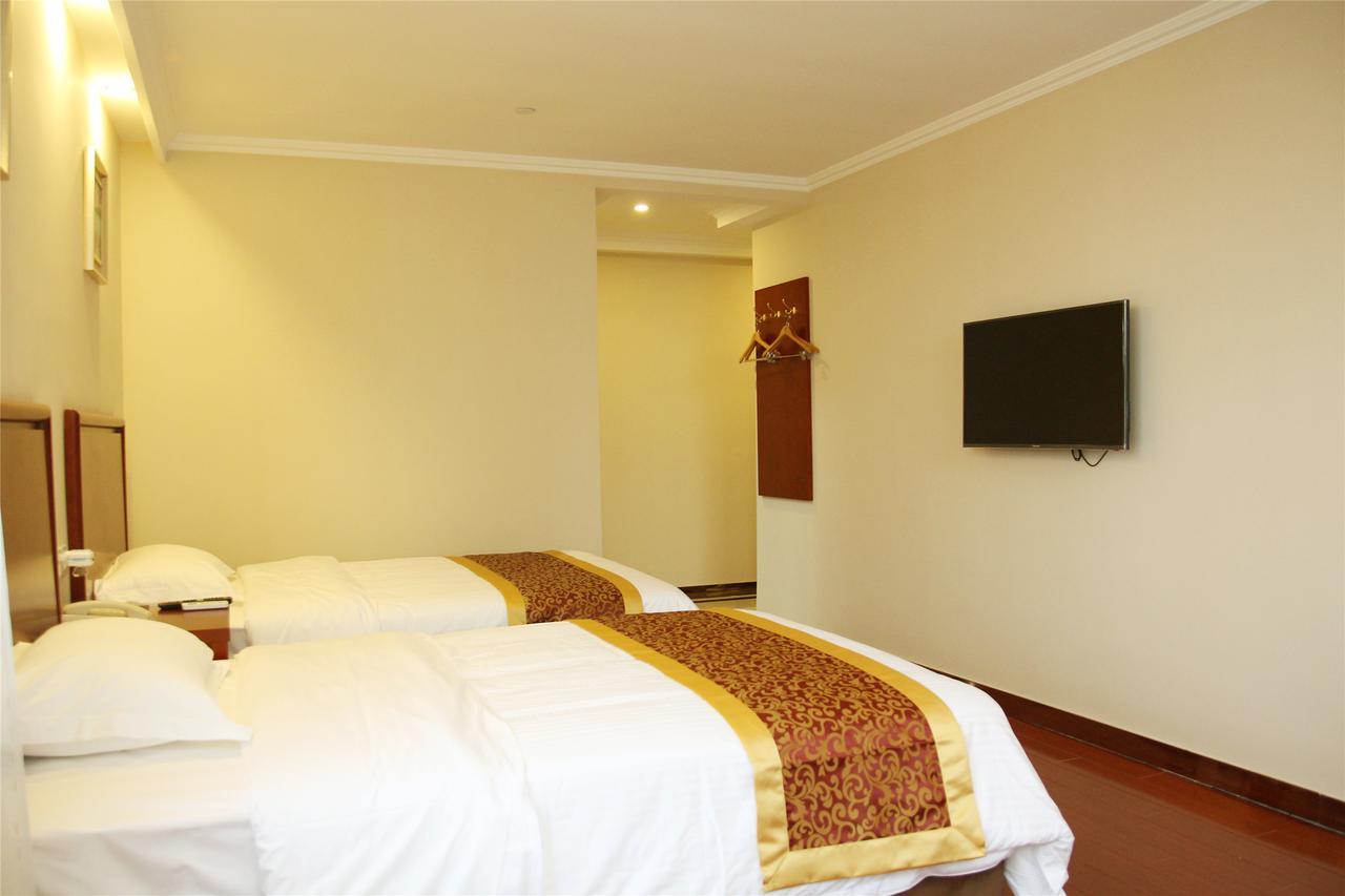 Greentree Inn Jiangsu Wuxi Jiangyin Zhouzhuang Shiji Avenue Business Hotel Exterior photo